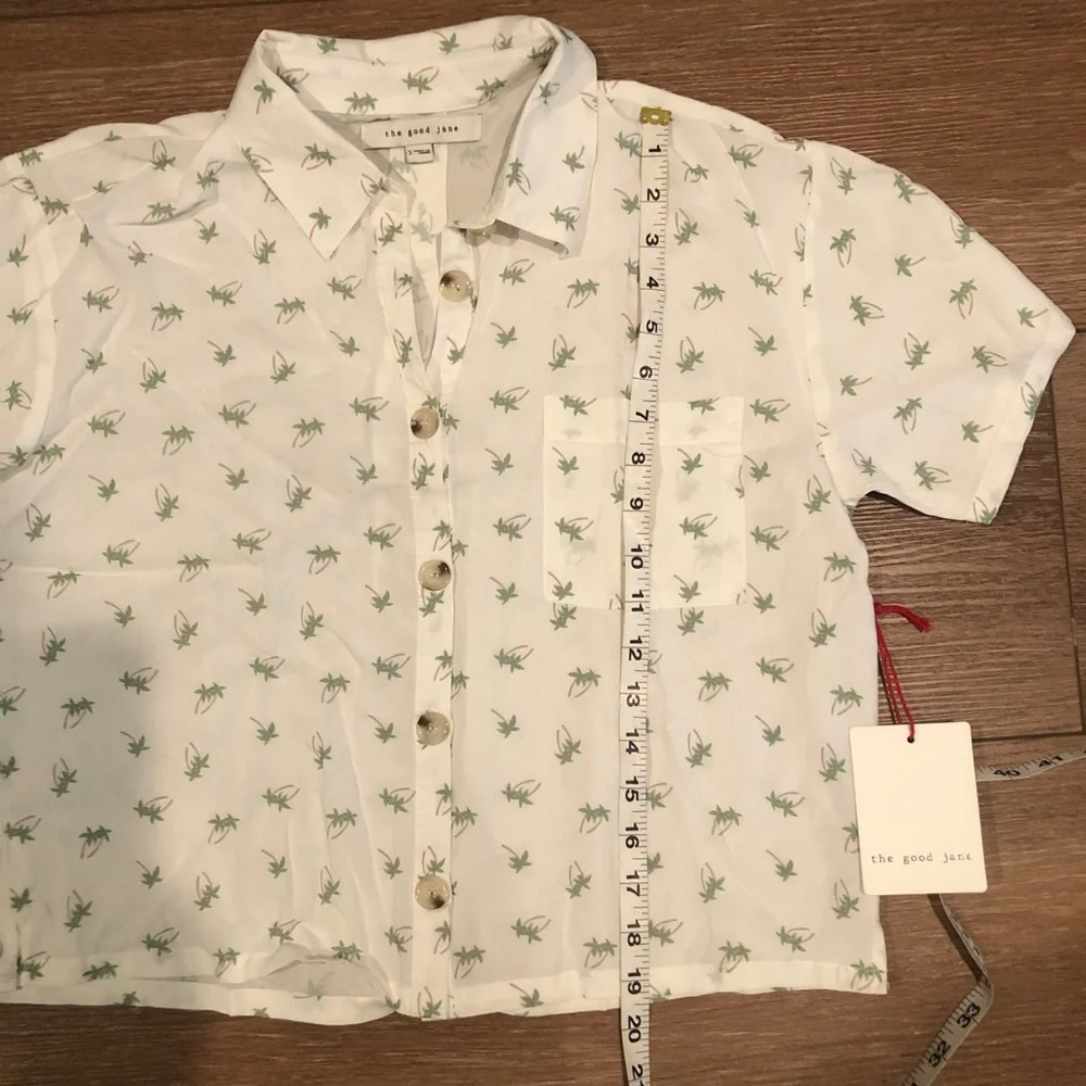 Crop Top - Picture 2 of 5